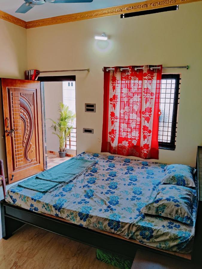 האמפי Balaji Homestay מראה חיצוני תמונה