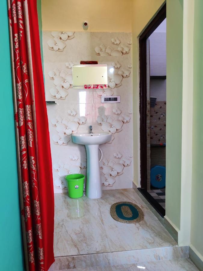 האמפי Balaji Homestay מראה חיצוני תמונה